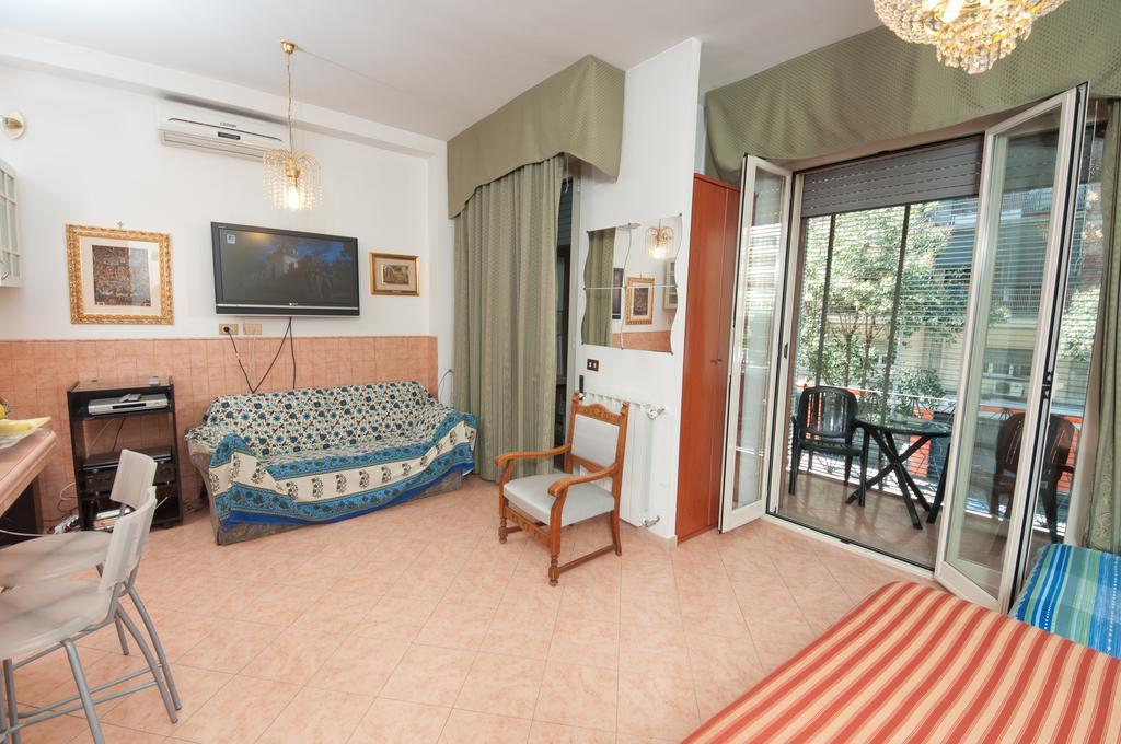 Suites Oliveri Viale Marconi Rom Exteriör bild