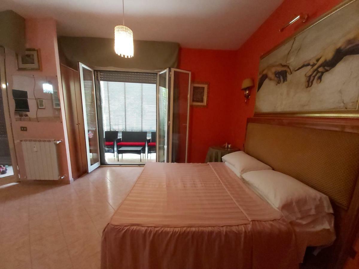 Suites Oliveri Viale Marconi Rom Exteriör bild