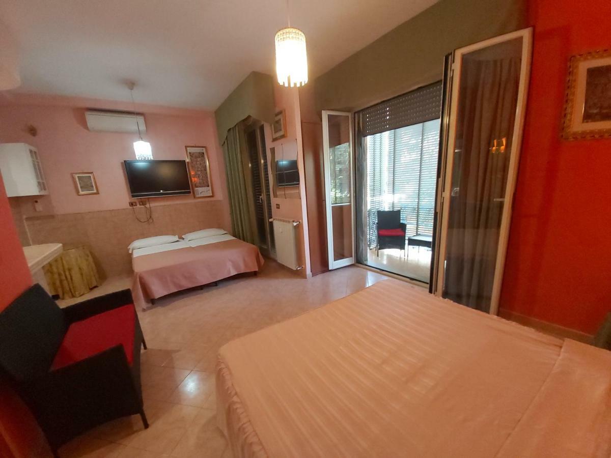 Suites Oliveri Viale Marconi Rom Exteriör bild