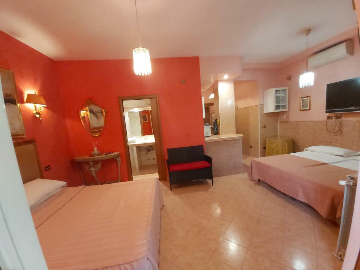 Suites Oliveri Viale Marconi Rom Exteriör bild
